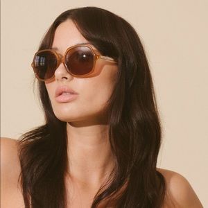 Velvet Canyon Lucky Sevens Sunglasses in Toffee